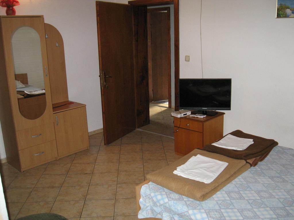 Apartmani Alex Beach Dojran Phòng bức ảnh